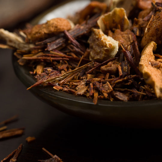 Yuko Teeschaufel Horn