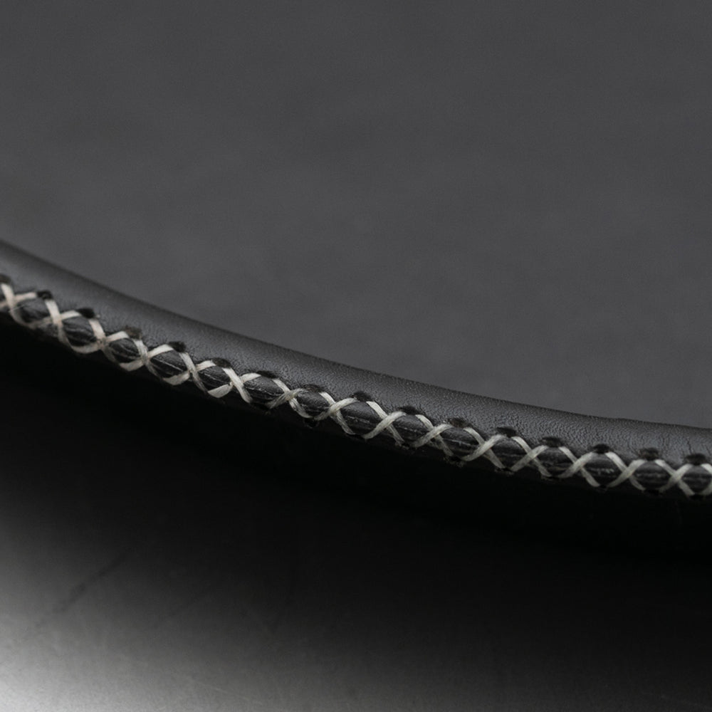 Loretta Ledertablett