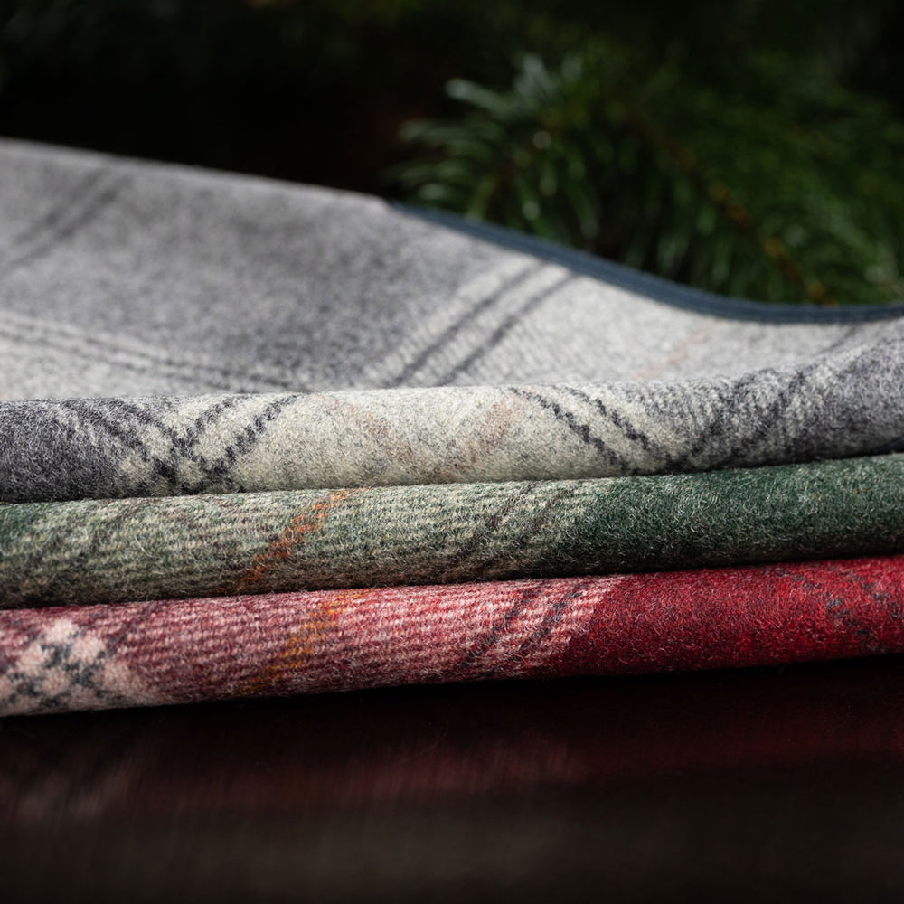 Loden Christbaumdecke Rudolf Karo Grau